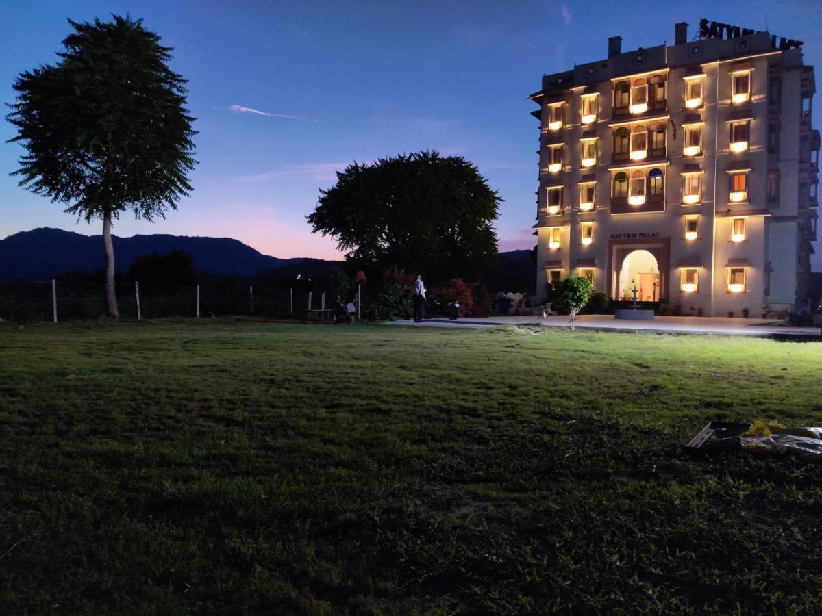 Satyam Palace Resort Pushkar Exterior foto